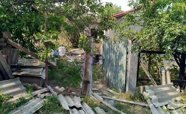 Среди погибших - ребенок. Появились видео последствий обстрела Славянска