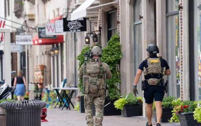 На параде ко Дню независимости возле Чикаго произошла стрельба: есть жертвы