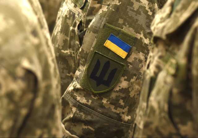 На Житомирщині відпочиваючим пляжникам вручали повістки до армії