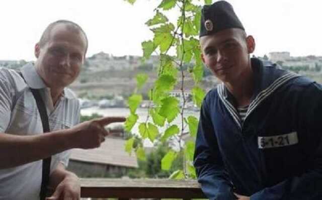 Жена воинствующего рашиста сбежала вместе с компенсацией за утопленного на «Москве» сынка