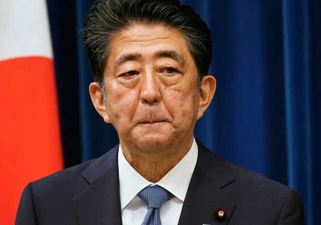 Было несколько выстрелов: момент покушения на экс-премьера Японии Синдзо Абэ попал на видео