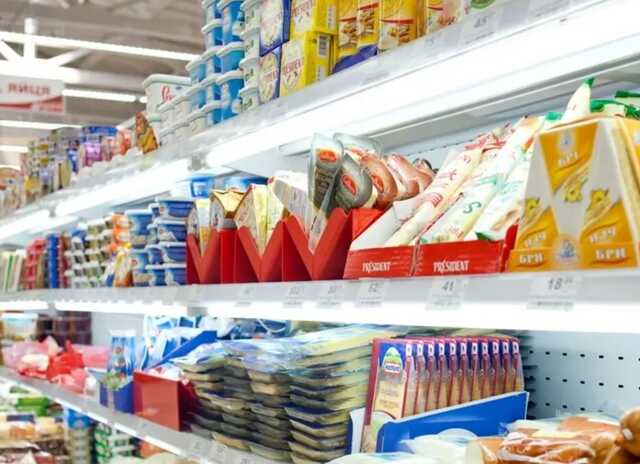 Украина продает молоко, а дешевый сыр скупает за границей: эксперты объяснили ситуацию