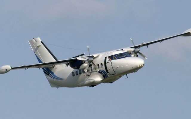 Под Москвой самолет с парашютистами жестко приземлился в поле