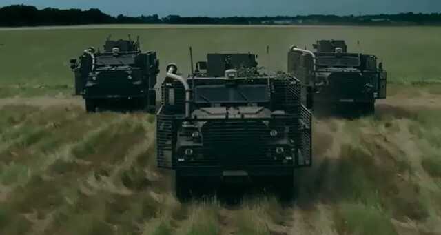 Украинские морпехи показали броневики Mastiff в действии