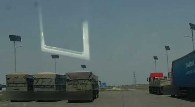 Колонну грузовиков с ворованным украинским зерном заметили в оккупированном Крыму