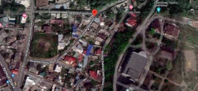 В Одессе на побережье захватили землю заброшенного военного городка