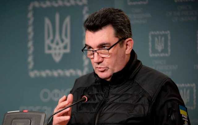 Данилов отреагировал на обвинения Спартц в отношении Ермака