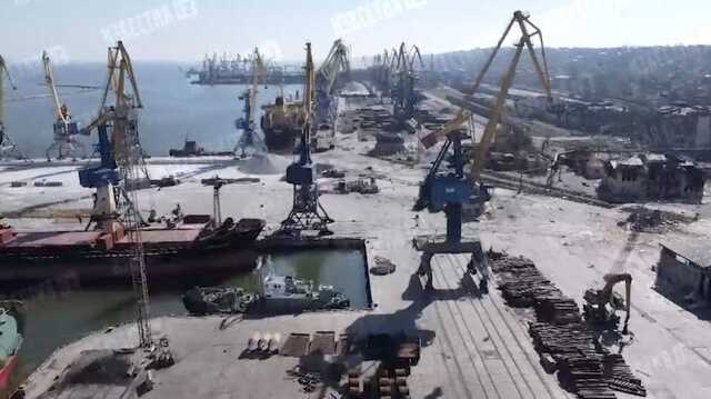 Россияне превратили порт Мариуполя в военно-транспортный пункт — Андрющенко