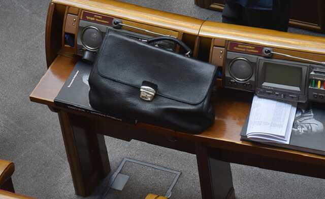 В Раде рассказали, когда депутатов-предателей лишат мандатов