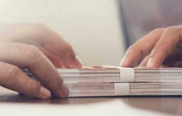 В Хмельницком доцента университета права осудили за злоупотребления