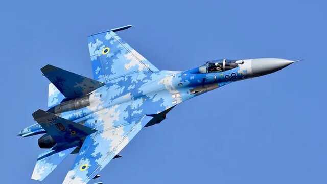 Украинский истребитель сбил в небе ракету оккупантов, которая направлялась в Киев