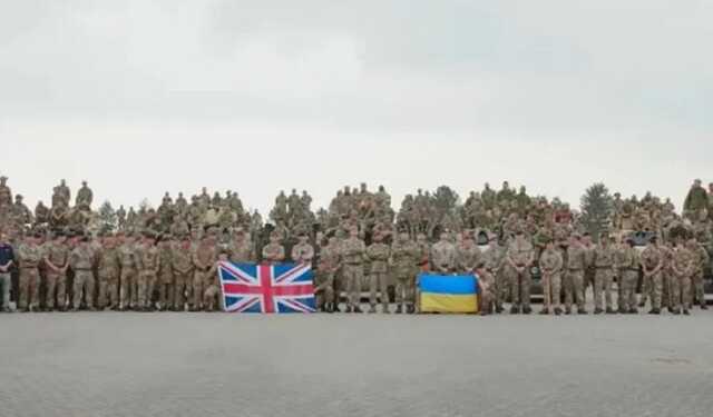 Нидерланды присоединятся к обучению украинских солдат вместе с Британией