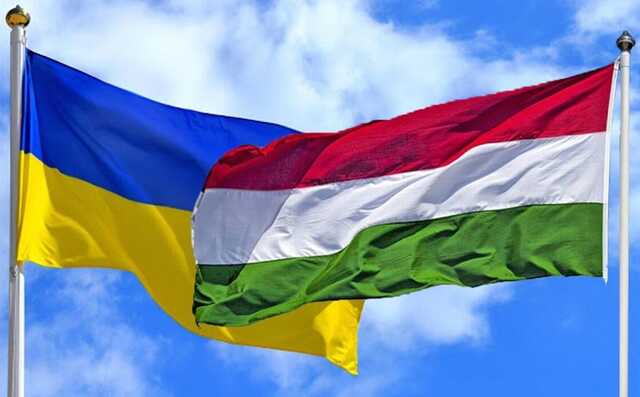 Угорщина дозволила транзит зброї до України через її територію