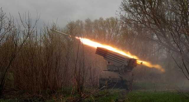 Украина испытывает сложности с доставкой западного оружия на фронт, - WSJ