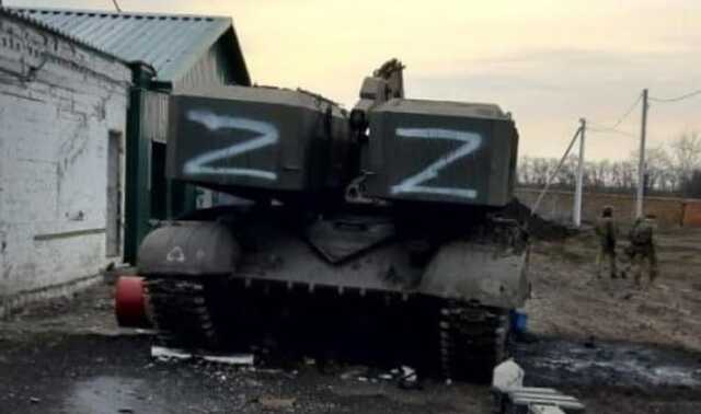 Окупанти показали відео удару російської ракети по мосту в Затоці від "першої особи"