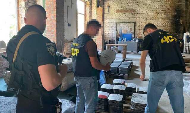 У Волинській області торгували гуманітарною допомогою для військових