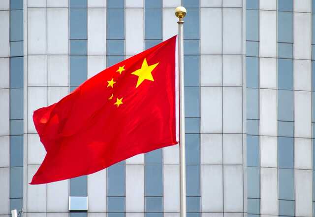 На улицах Китая после массовых протестов вкладчиков появились танки