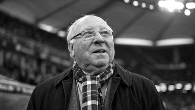 Помер легендарний футболіст, який заслужив за життя унікальний пам’ятник