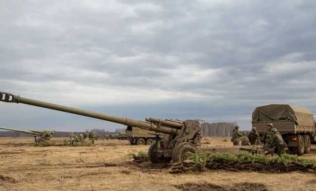 Захисники України точними ударами знищили артдивізіон гаубиць, БК і живу силу ворога