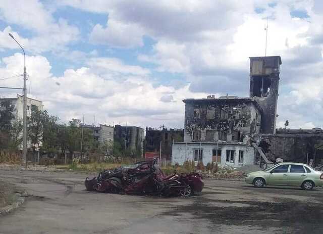 В окупованій Кадіївці зруйновано казарму з російськими військовими. Втрати уточнюються, - Гайдай