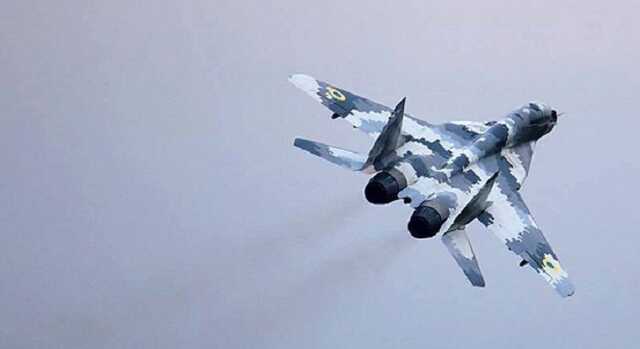 Чехия разрешила своим истребителям патрулировать небо Словакии