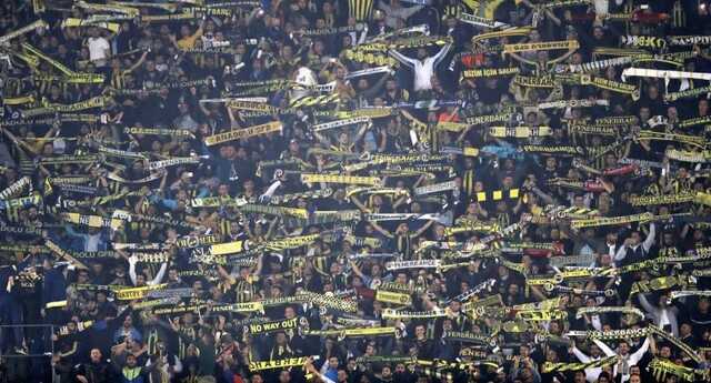 Фанати «Фенербахче» почали скандувати прізвище Путіна після голу у матчі з «Динамо» Київ