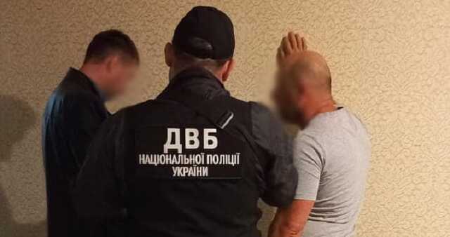 У Волинській області аферисти обманювали клієнтів сервісних центрів МВС