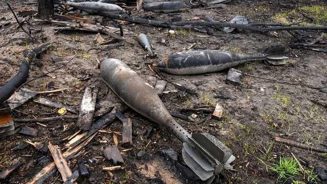 Росіяни з мінометів та САУ обстріляли три громади Сумської області