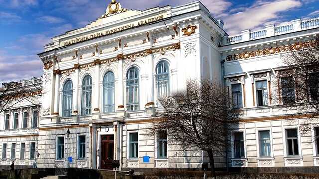 У Харкові студенти звинуватили викладача у "російських наративах" за порівняння "Азова" з нацистами