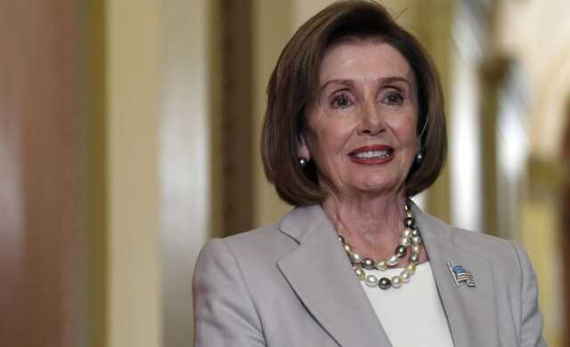 "Залізна леді" Америки: хто така Ненсі Пелосі, яка кинула виклик Китаю