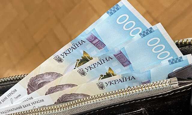 Мобілізованим українцям можуть поновити виплату зарплати за місцем роботи: законопроект уже у Раді