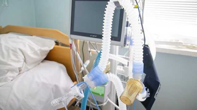 Пандемія повертається: у реанімації київської лікарні опинилися двоє маленьких дітей із коронавірусом