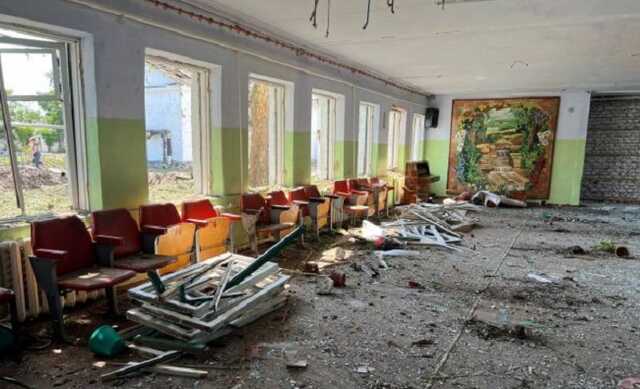 Замучены учителя, разбомблены школы: как русская орда уничтожает образование на Николаевщине