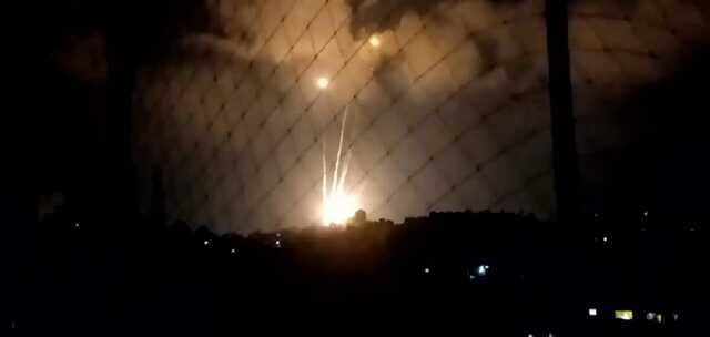 Палестинці із сектора Газа обстрілюють південний берег Ізраїлю, працює "Залізний купол"