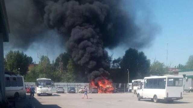 У Донецьку під обстріл потрапило автотранспортне підприємство