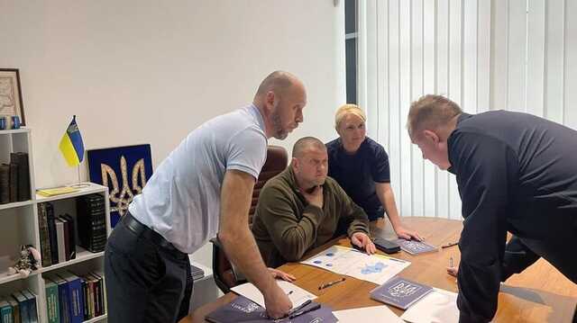 Залужний поговорив телефоном з американським генералом Каволі