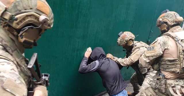 СБУ задержала агента РФ, наводившего ракетные удары на позиции ВСУ