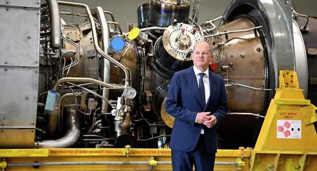 "Тикав пальцями": в РФ заявили, що Олаф Шольц міг пошкодити турбіну "Північного потоку"