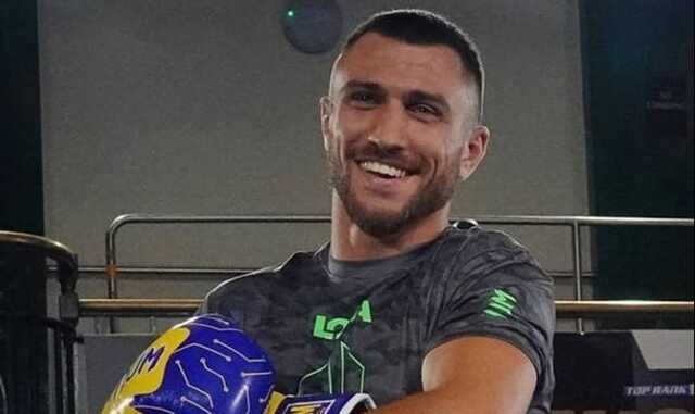 Ломаченко перервав мовчання, виклавши відео з митрополитом московського патріархату, який любить Росію