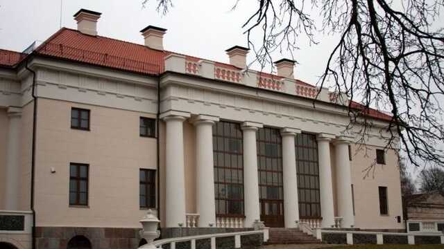 Росіянам заборонили відвідувати найпопулярніший маєток у Литві