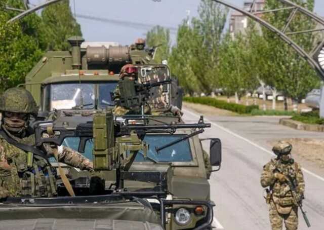 Війська РФ обстріляли Енергодар: є постраждалі