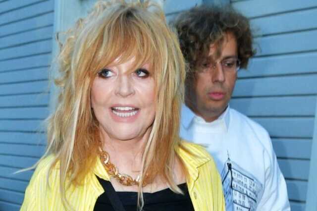 Украинский ведущий предположил, почему Алла Пугачева молчит о войне