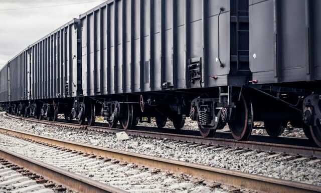 Вагоны с глиноземом российского олигарха Дерипаски передали АРМА