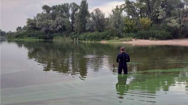 На Днепропетровщине водолазы ищут пропавшего 14-летнего мальчика