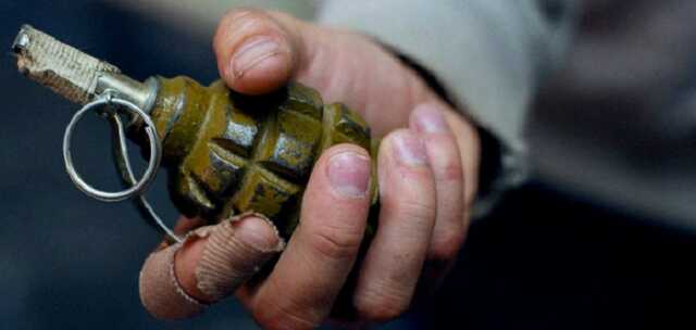 У Вірменії чоловік з гранатою увірвався в будівлю мерії