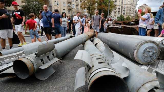 У центрі Києва влаштували виставку знищеної російської техніки