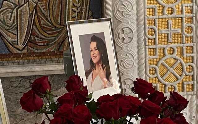 Україна прощається із Русланою Писанкою