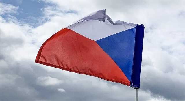 Чехи надіслали мільйон доларів для ЗСУ на річницю радянської окупації