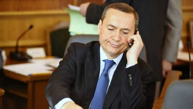 ВАКС заарештував гроші, вилучені під час обшуку у Мартиненка