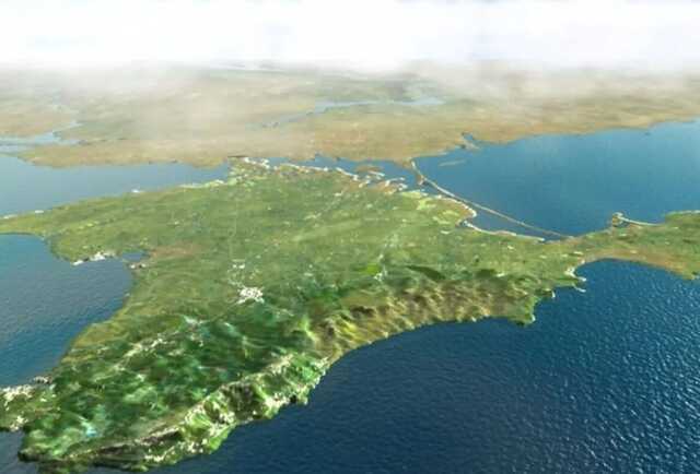 В окупованому Криму біля траси "Таврида" потужна пожежа, валить чорний дим